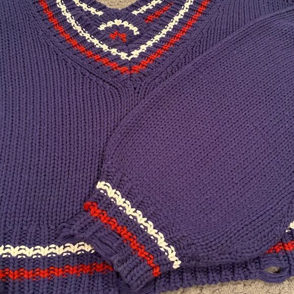 Lovers + Friends Navy Cropped Sweater Size Large V Neck - Picture 6 of 11